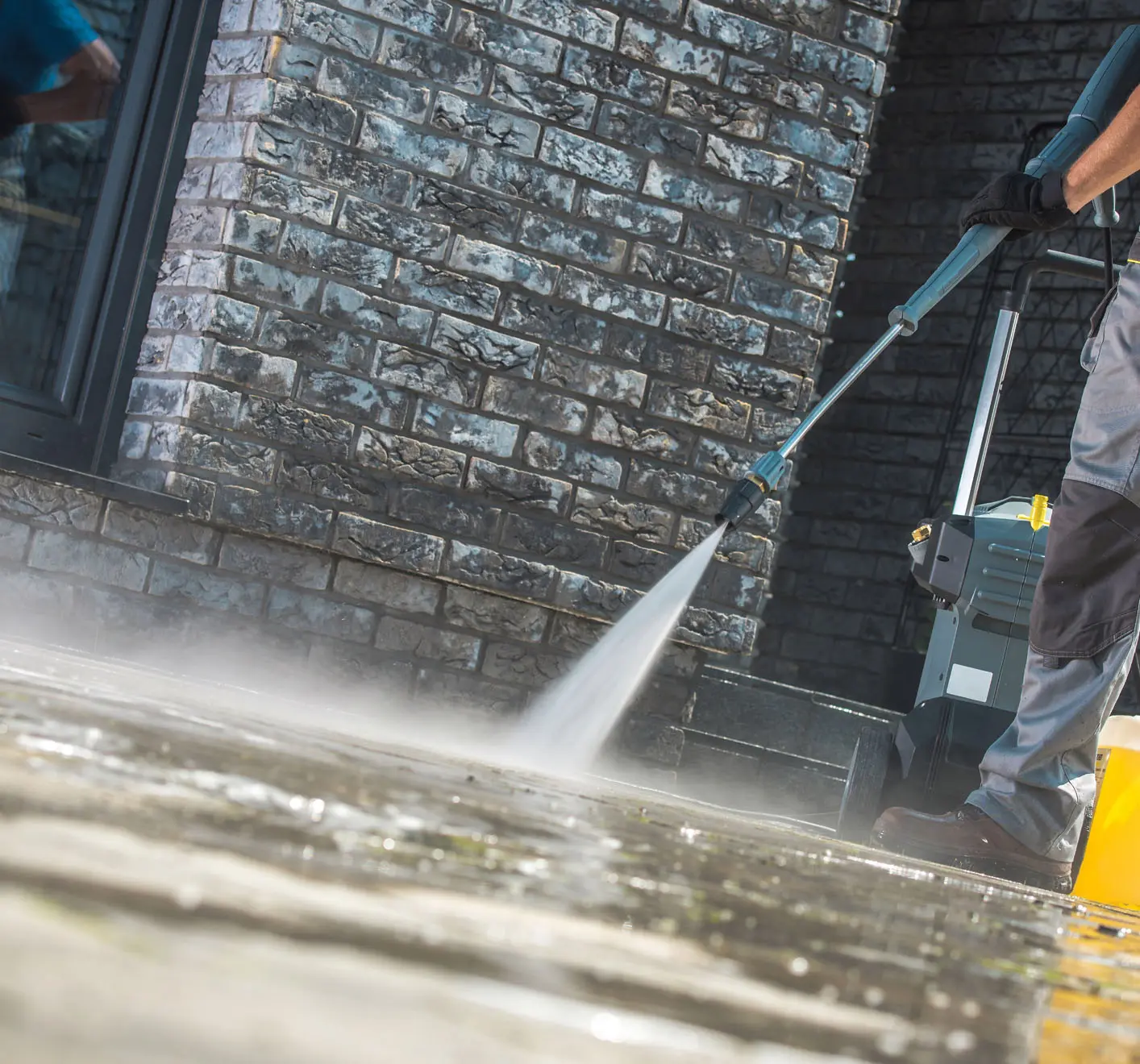 Washed Away - Driveway & Sidewalk Cleaning